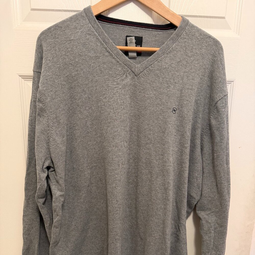Victorinox V Neck Sweater - XXL